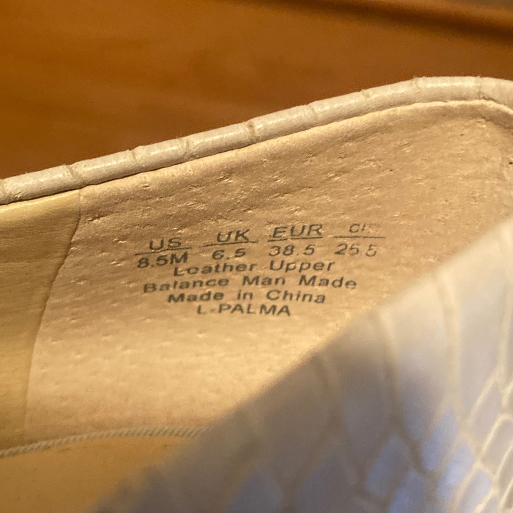 Franco Sarto Textured White Block Heels - Picture 5 of 5